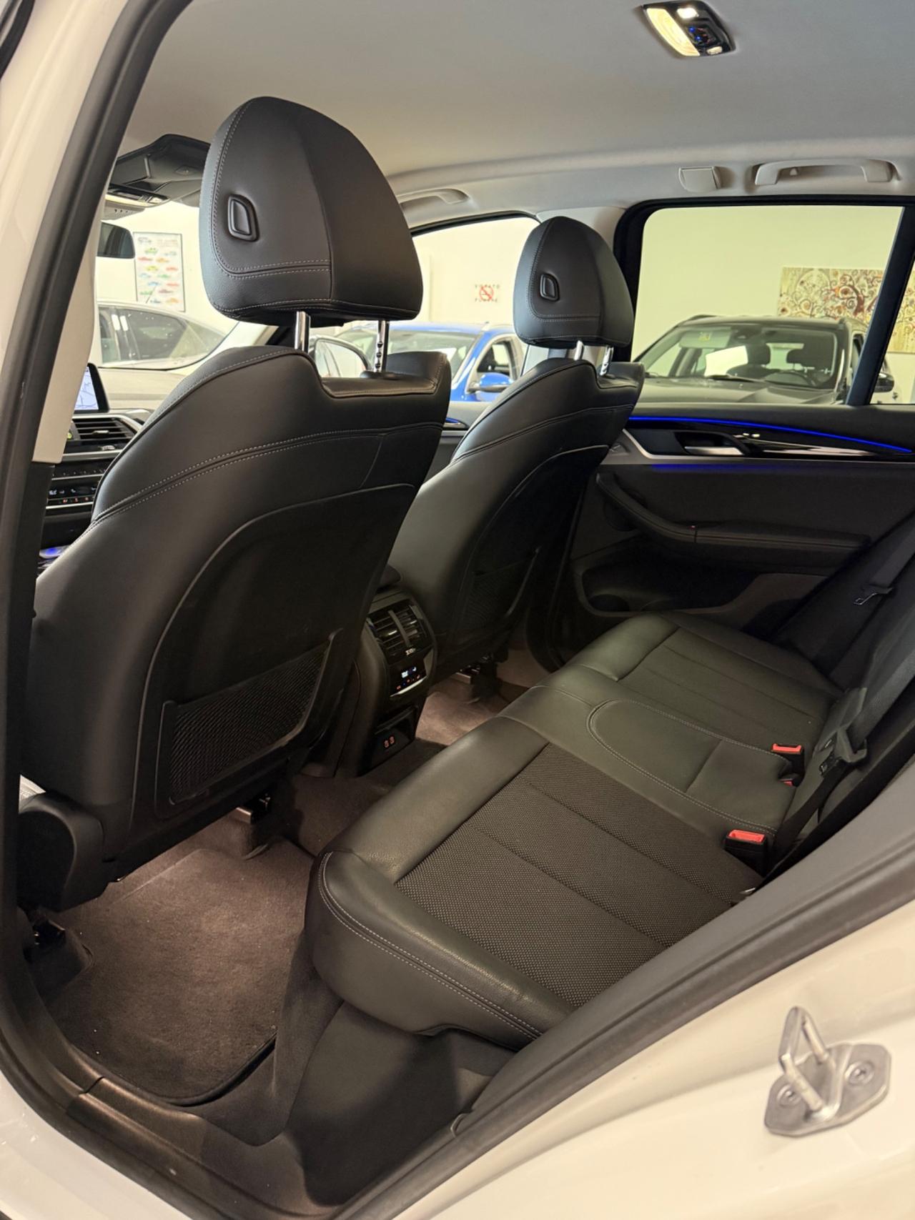 Bmw X3 sDrive18d 48V xLine