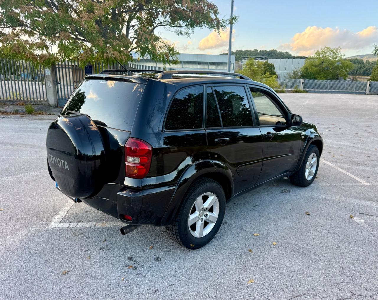 Toyota RAV4 2.0 Tdi D-4D trazione integrale NEOPATENTATI
