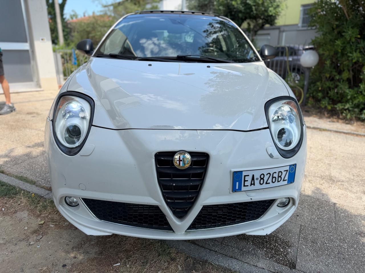 Alfa Romeo MiTo 1.6 JTDm 16V Distinctive Premium Pack