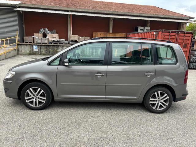 VOLKSWAGEN Touran 1.9 TDI 105CV Highline senza nessun lavoro da fare