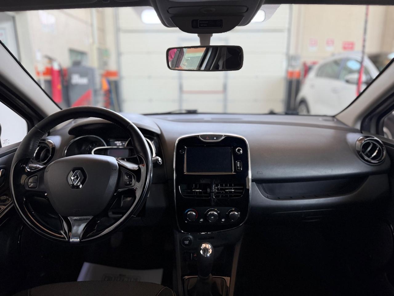 Renault Clio 1.2 75CV GPL 5 porte Wave NEOPATENTATI