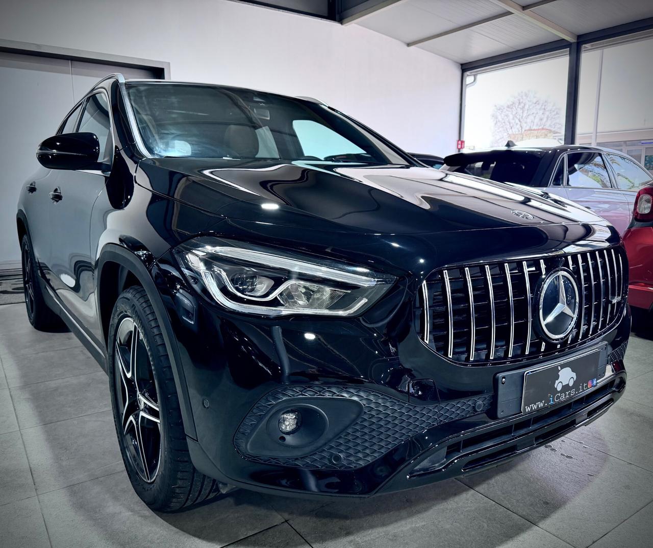 Mercedes-Benz GLA 200 d 150CV Sport AMG
