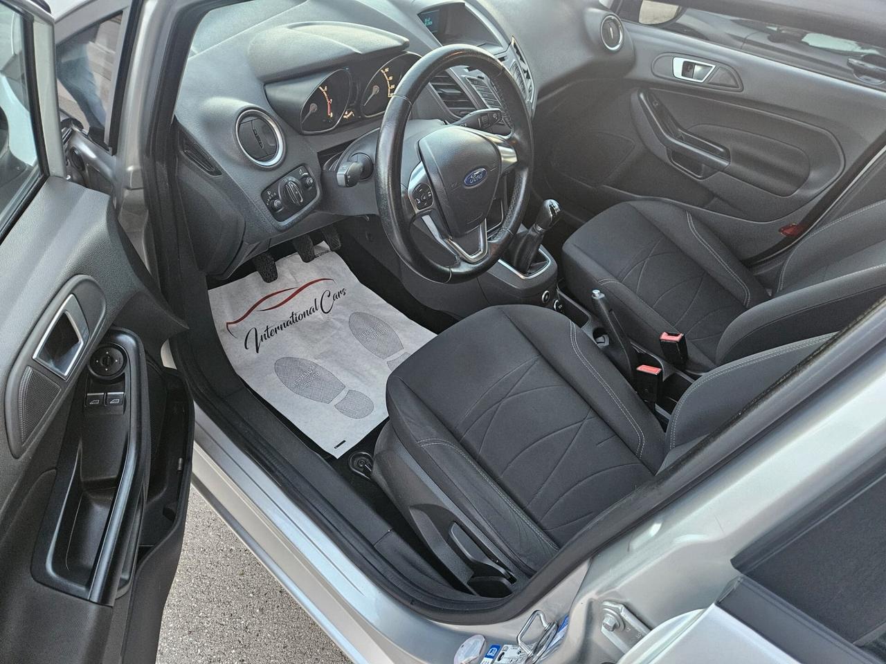 Ford Fiesta 5p. 1.4 BENZ/GPL Titanium 95cv