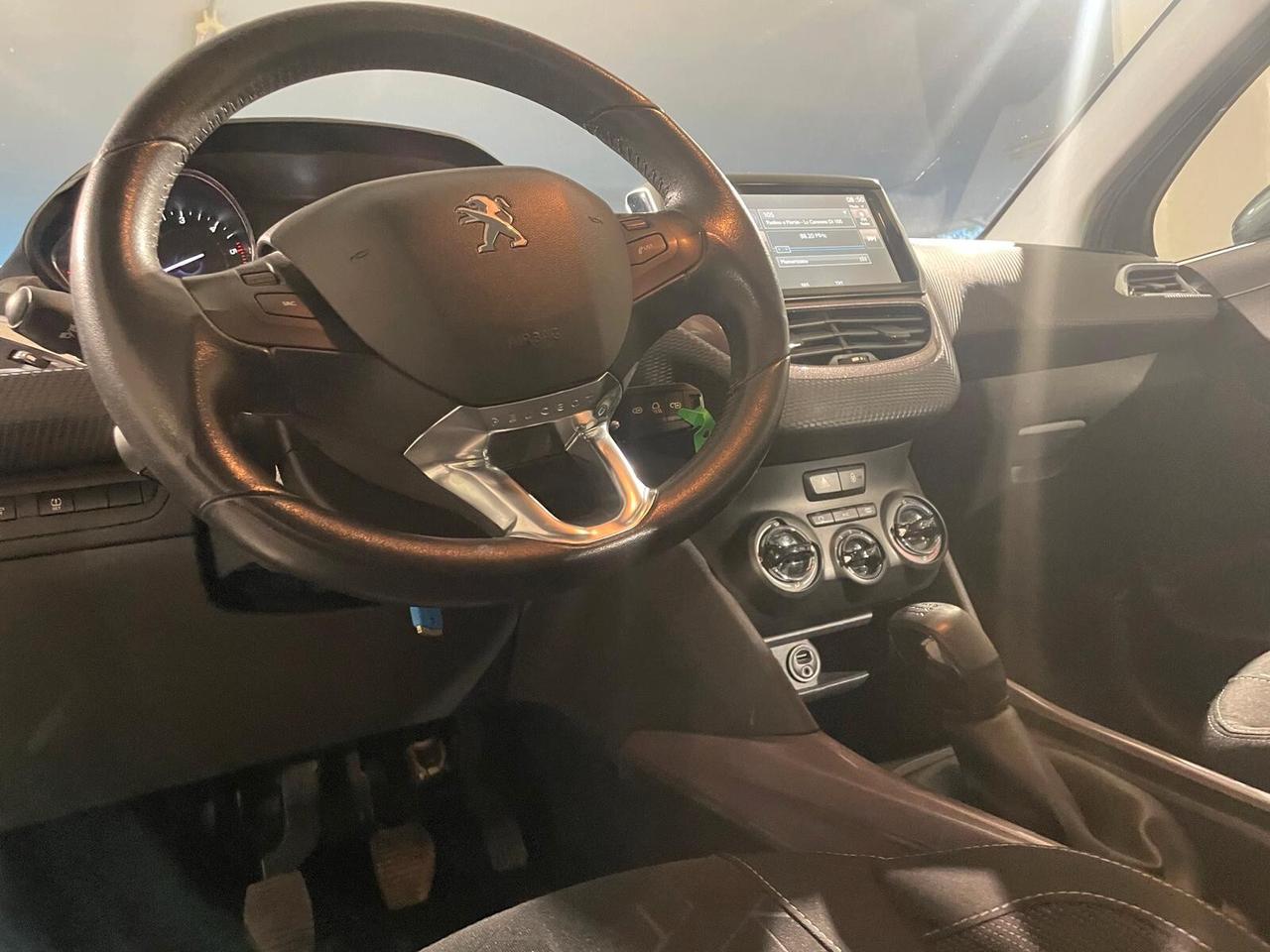 Peugeot 2008 BlueHDi 92CV PRONTA CONSEGNA NEOPATENTATI