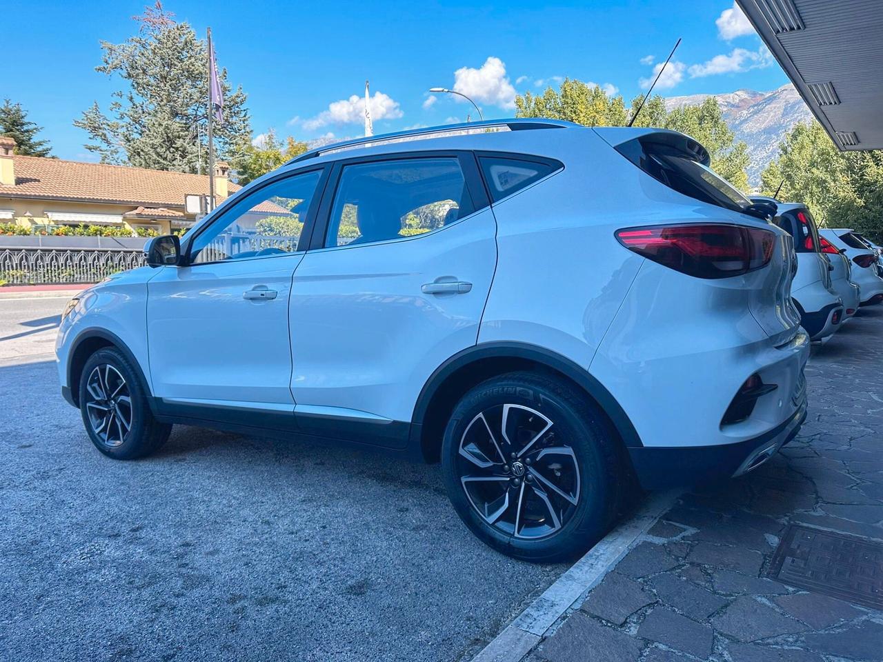 Mg ZS 1.0 Luxury 111 CV -TETTO APRIBILE-