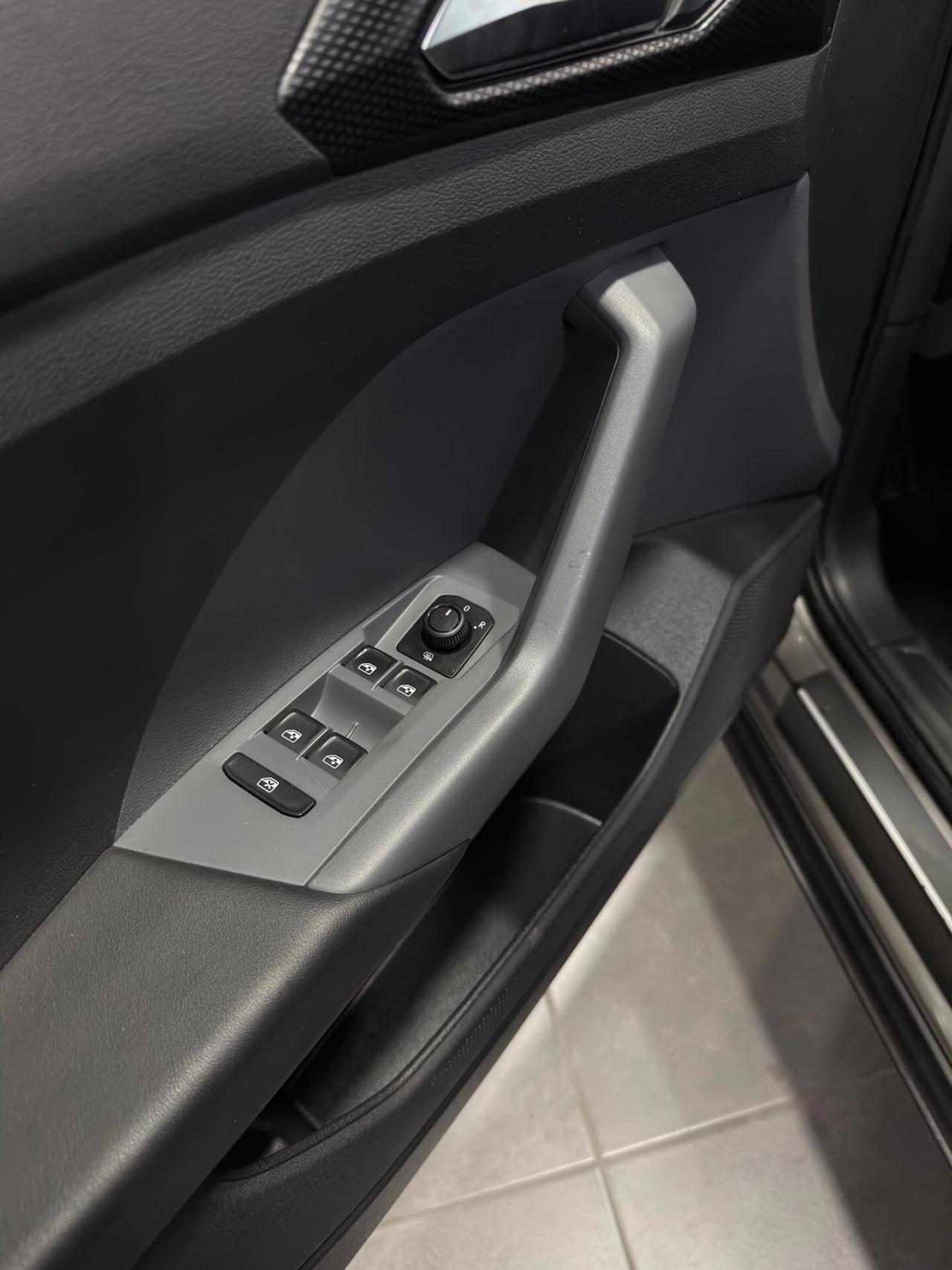 Volkswagen T-Cross 1.0 TSI 110 CV DSG Advanced