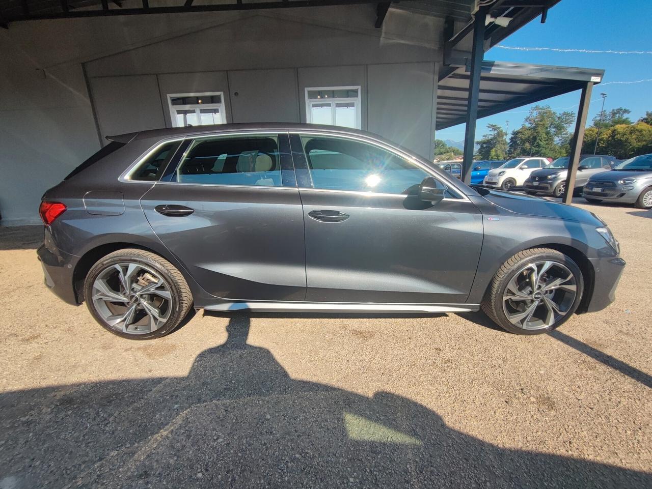 Audi A3 SPB 30 g-tron S tronic line edition