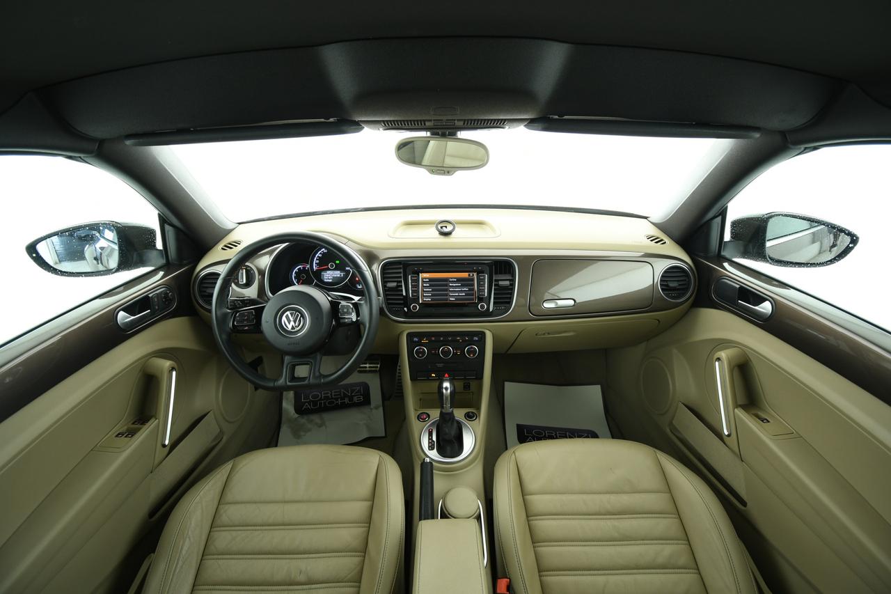 VOLKSWAGEN Maggiolino Cabrio 2.0 tdi Sport 140cv dsg PELLE+LED+C18"