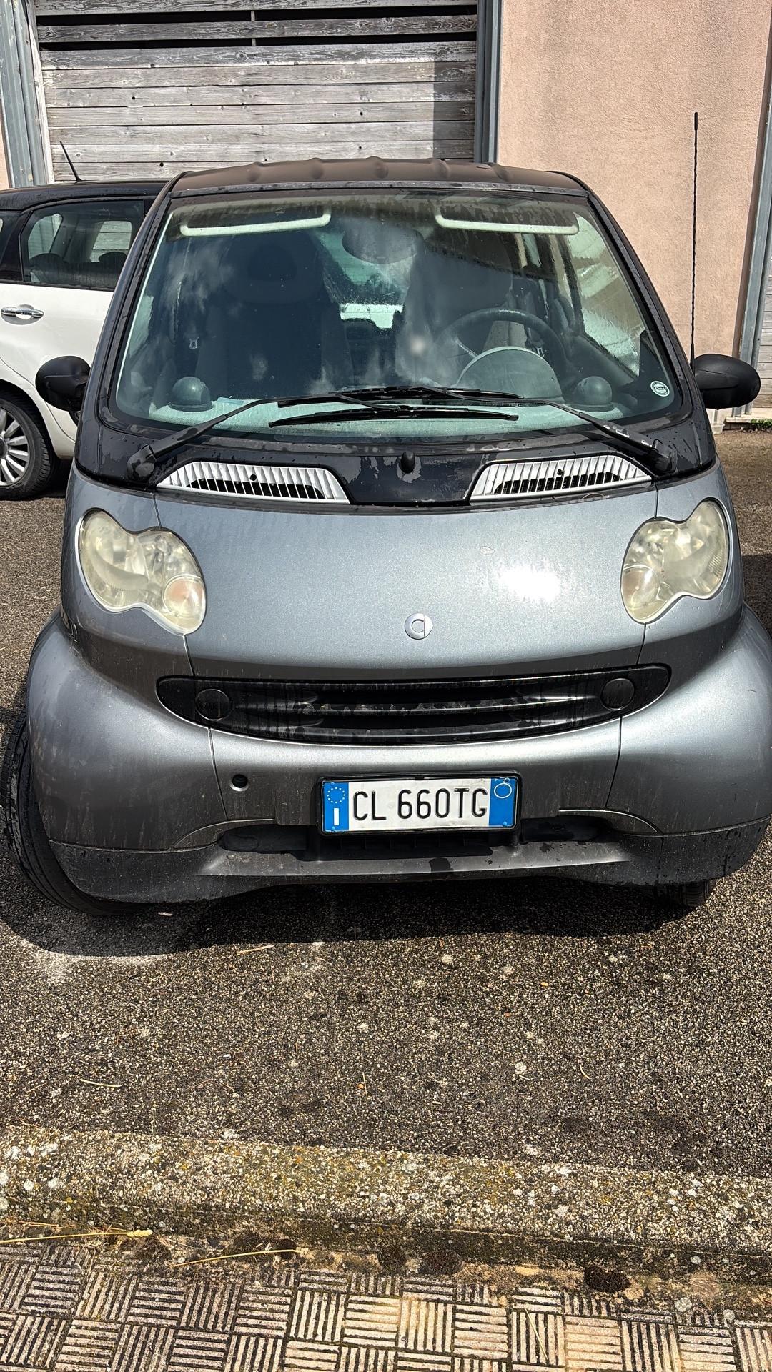 Smart ForTwo 700 coupé pure (45 kW)