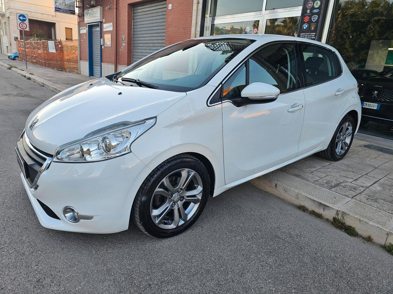 PEUGEOT 208 1.6 HDI 92CV ALLURE FULL OPTIONAL