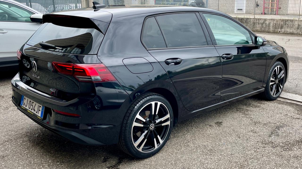 VOLKSWAGEN GOLF 2.0 TDI DSG SCR LIFE 150CV - FULL LED, VIRTUAL COCKPIT, CAR PLAY