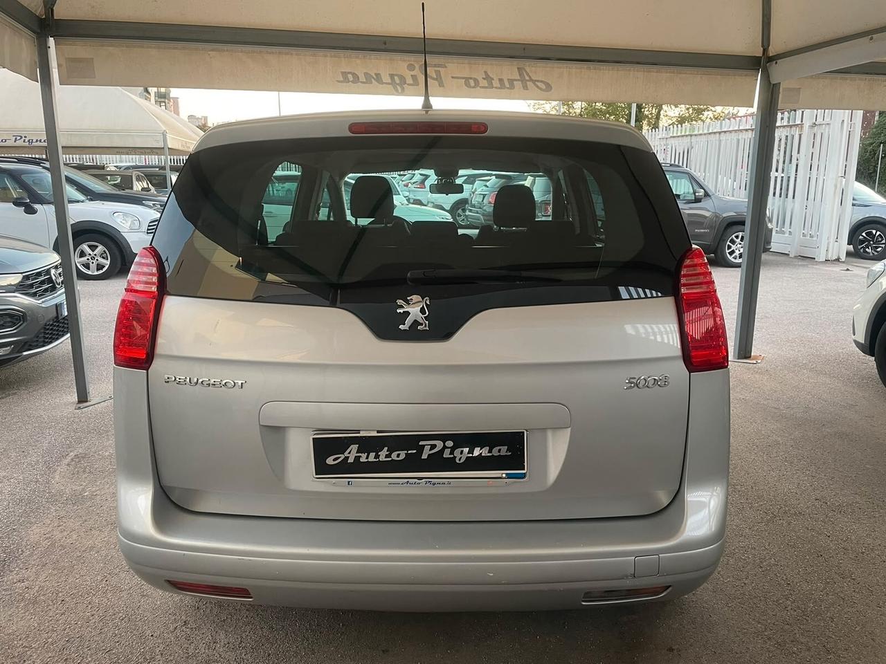 Peugeot 5008 1.6 HDi 112CV Allure