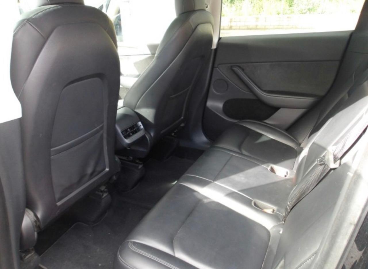 Tesla Model Y Long Range Dual Motor AWD