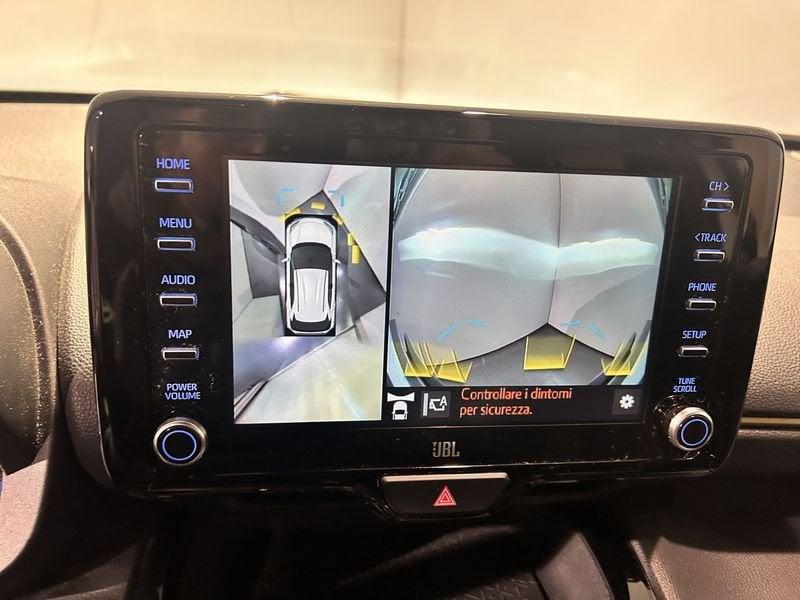 Toyota Yaris Cross 1.5h Adventure AWD-i E-CVT AZIENDALE + PEDANE LATERALI