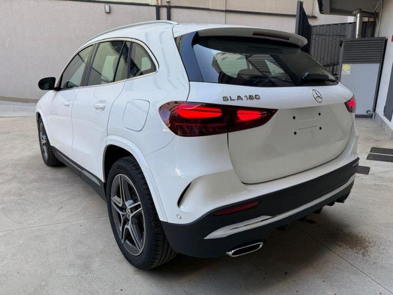 Mercedes-Benz GLA 180 Automatic AMG Line Premium