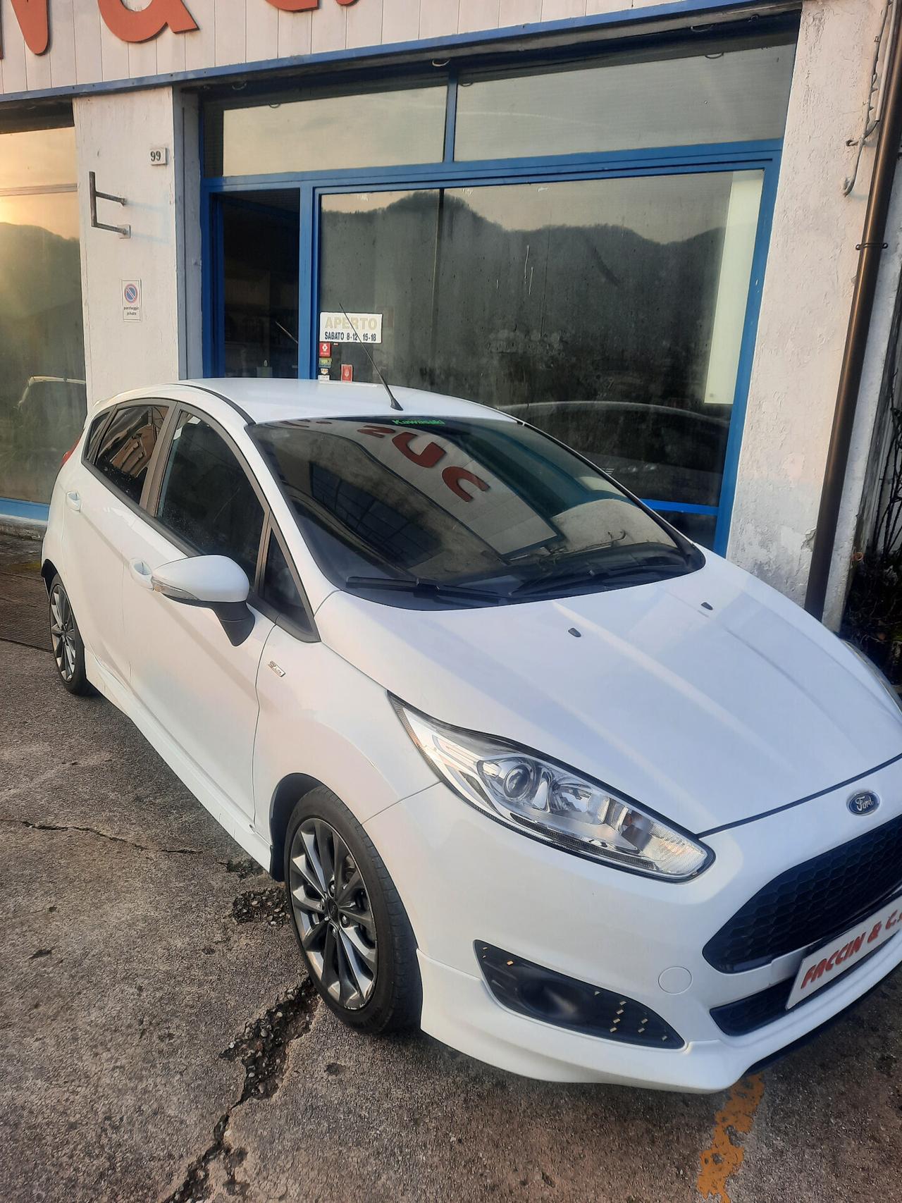 Ford Fiesta 1.5 TDCi 95CV 5 porte ST-Line