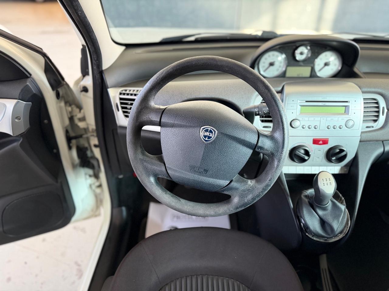 Lancia Ypsilon 1.3 MJT 75 CV Elle NEOPATENTATI