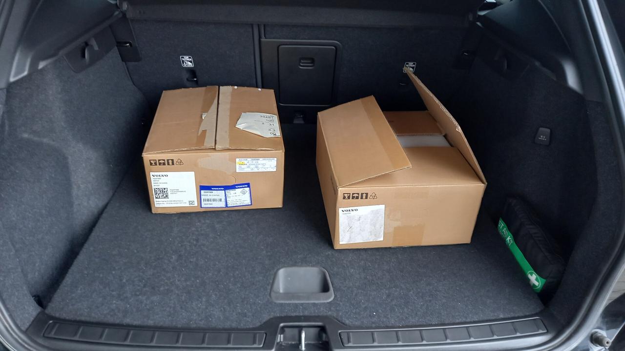 Volvo XC40 T5 Recharge Plug-in Hybrid R-design