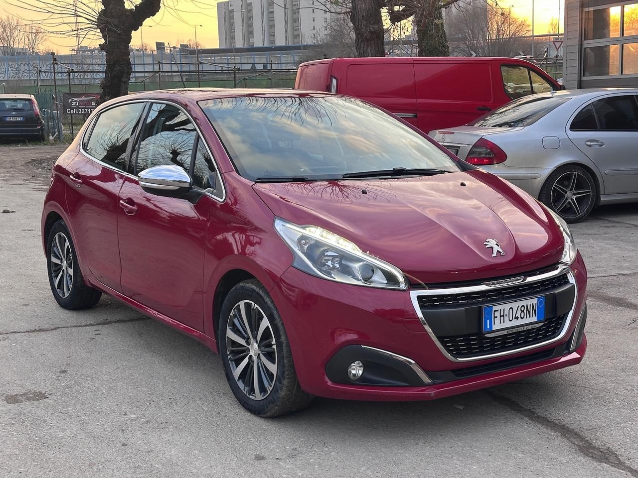 Peugeot 208 PureTech 82 5 porte Allure solo 150mila km