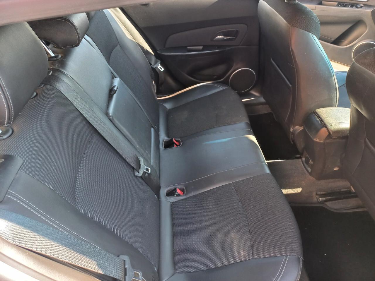 Chevrolet Cruze 1.7 Diesel Station Wagon LTZ