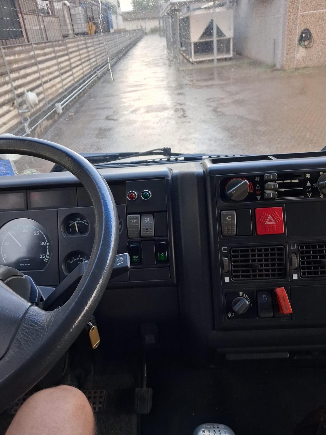 Iveco Daily 35C9D/BarTor2.8D PC-DC-RG Cab.