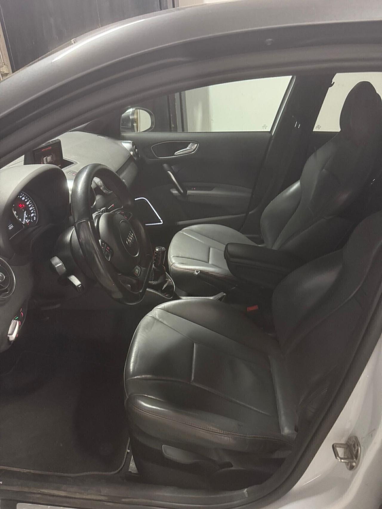 Audi S1 2.0 TFSI quattro 2015