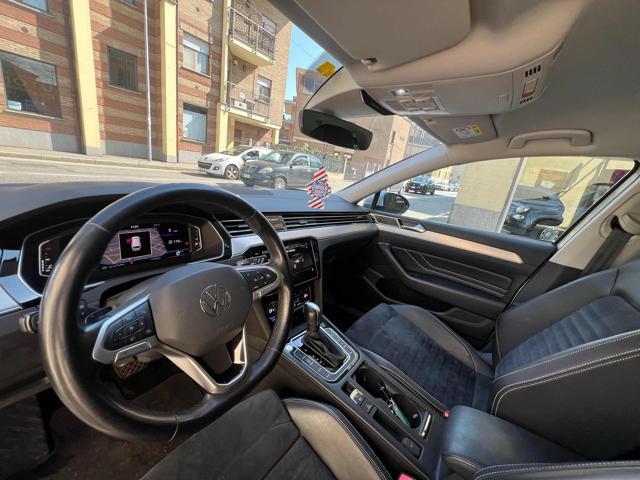 VOLKSWAGEN Passat Variant 2.0 TDI SCR EVO DSG Executive