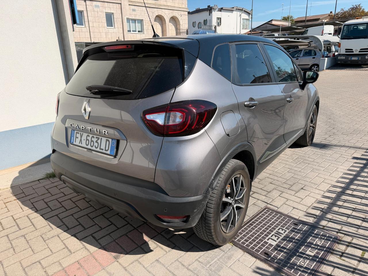 Renault Captur dCi 8V 90 CV EDC Sport Edition