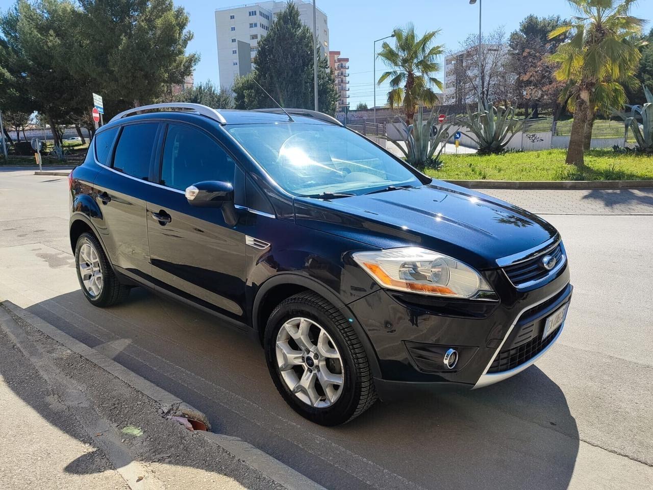 Ford Kuga 2.0 TDCi 136 CV TITANIUM!!!