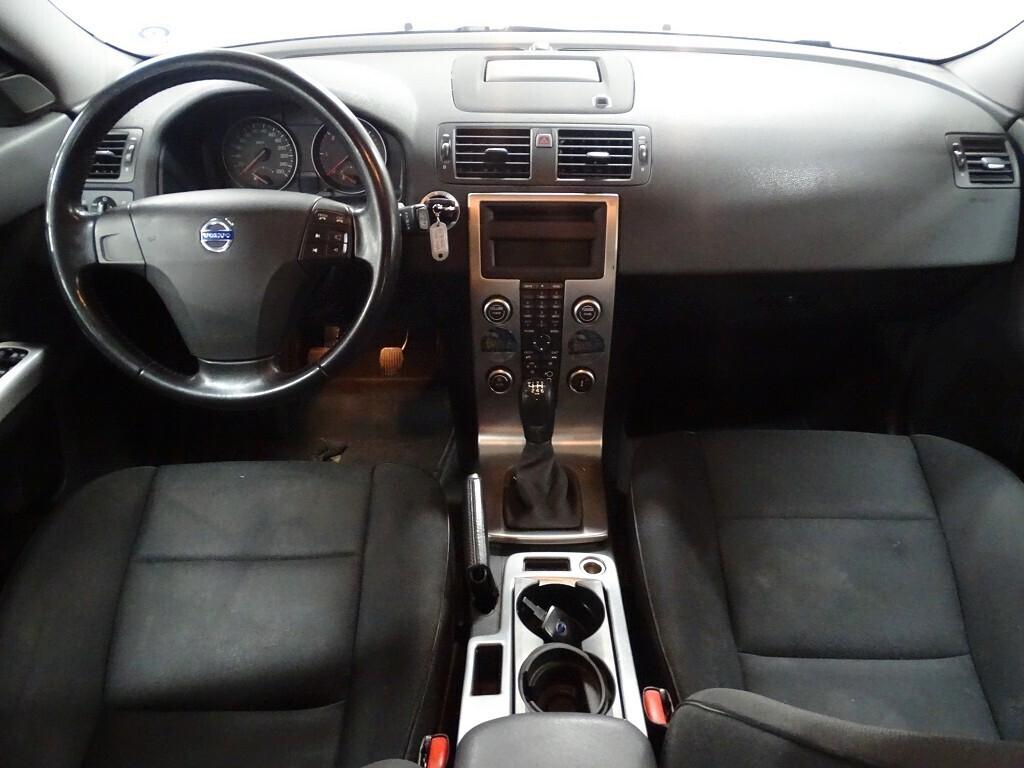 Volvo V50 2.0d Momentum 136 CV NEOPATENTATO
