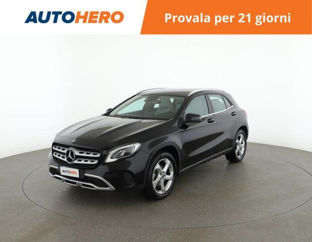 MERCEDES-BENZ GLA 200 d Automatic 4Matic Sport