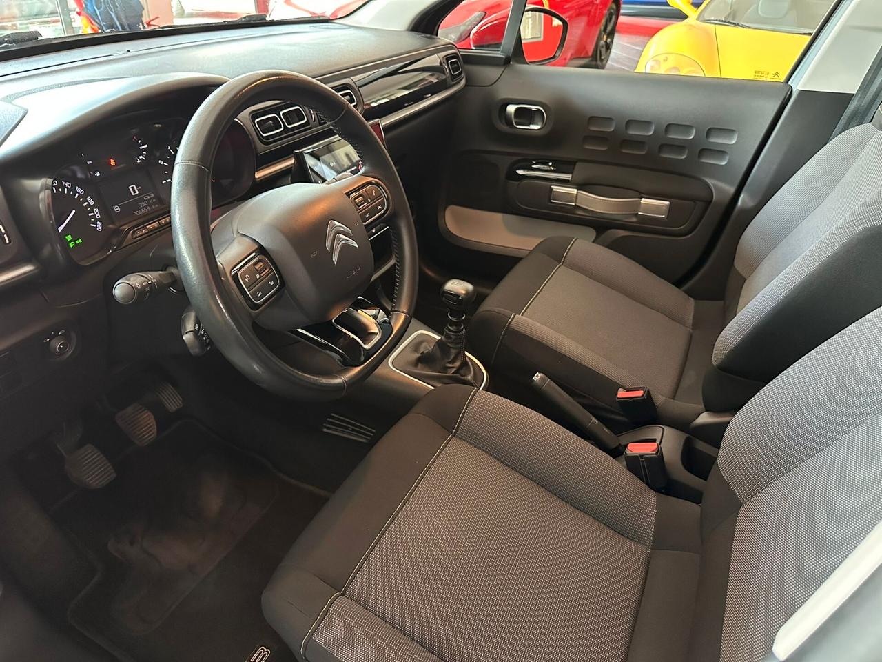 CITROEN C3 1.2 SHINE 110cv *FULL*