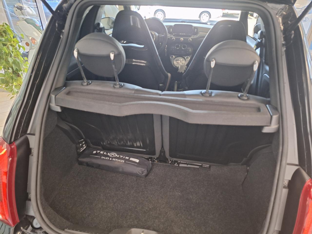 Abarth 695 1.4 T-jet Competizione