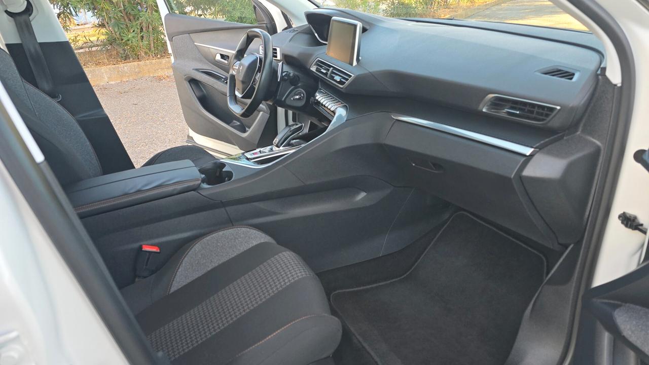 Peugeot 3008 BlueHDi 120 S&S EAT6 Business
