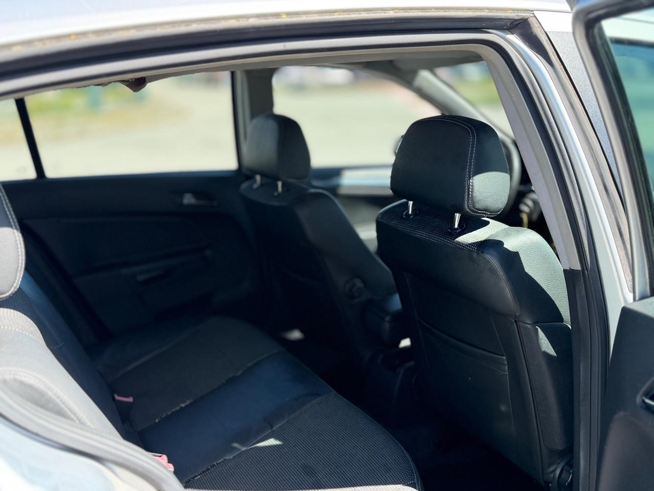 Opel Astra 1.7 CDTI Berlina Perfetta