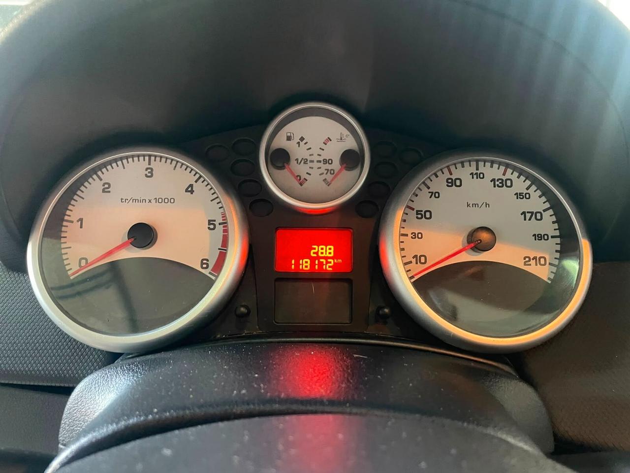 Peugeot 207 118.000 km NEOPATENTATI