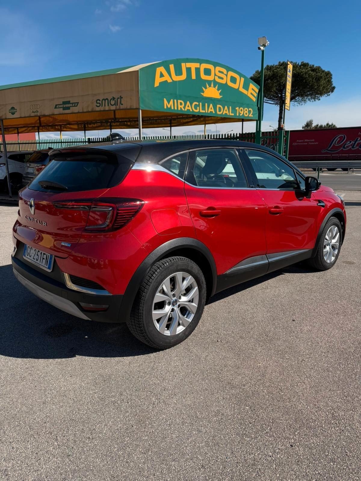 Renault Captur E-TECH PLUG-IN HYBRID 1.6 AUTOMATICA/NAVI/P