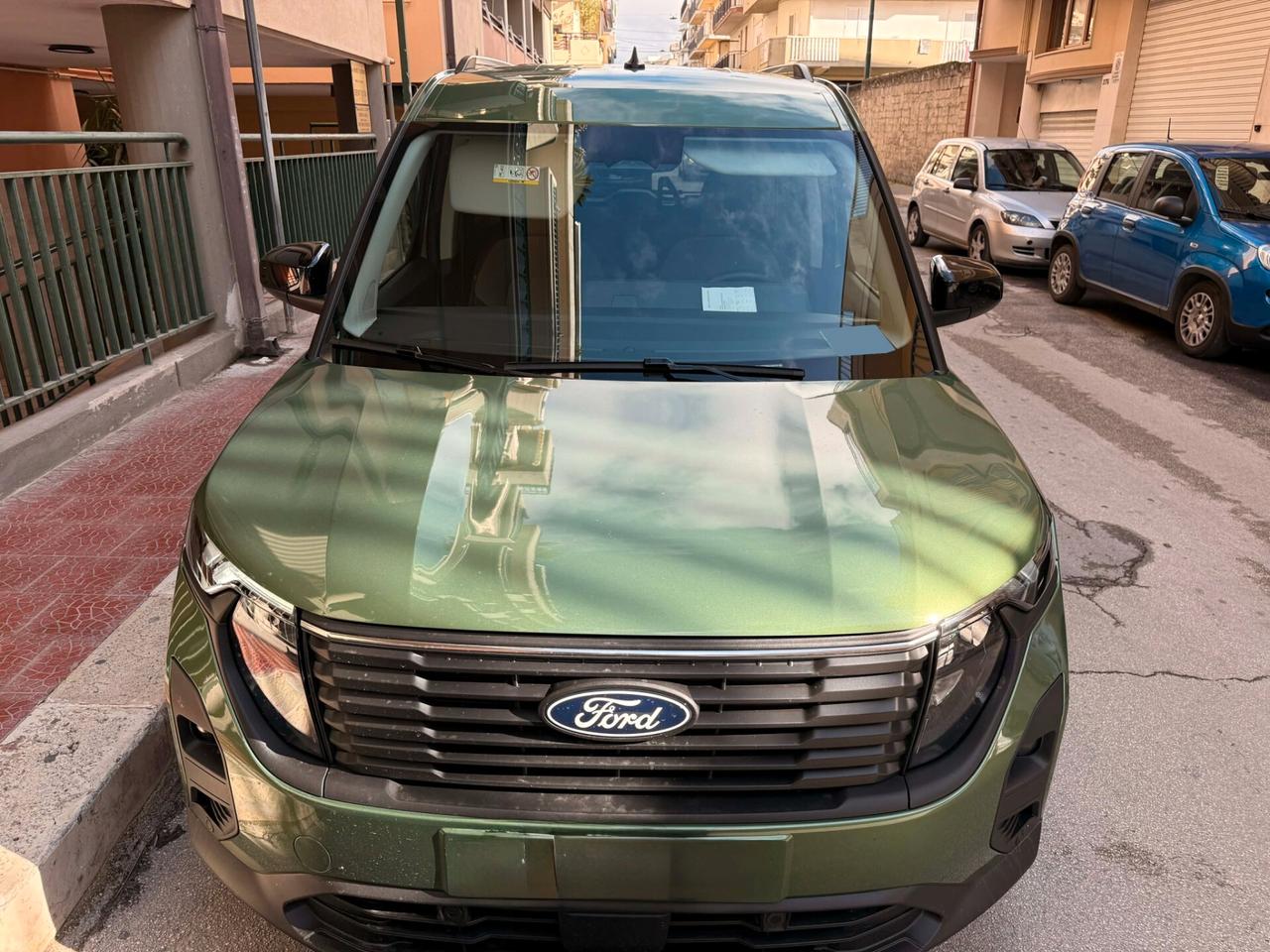 Ford Tourneo Courier 1.0 AUTOCARRO N1