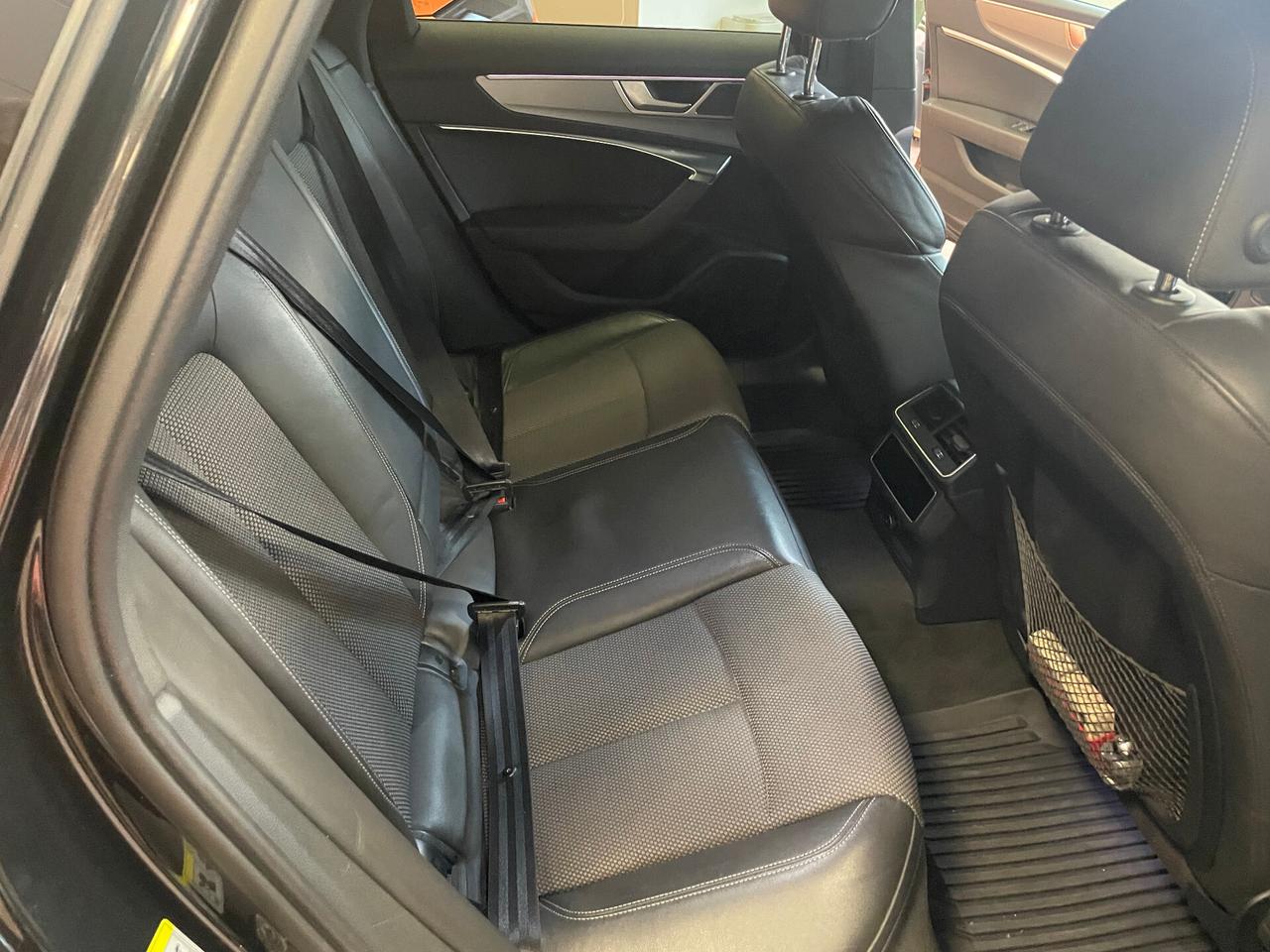 Audi A6 Avant 40 2.0 TDI S -Line