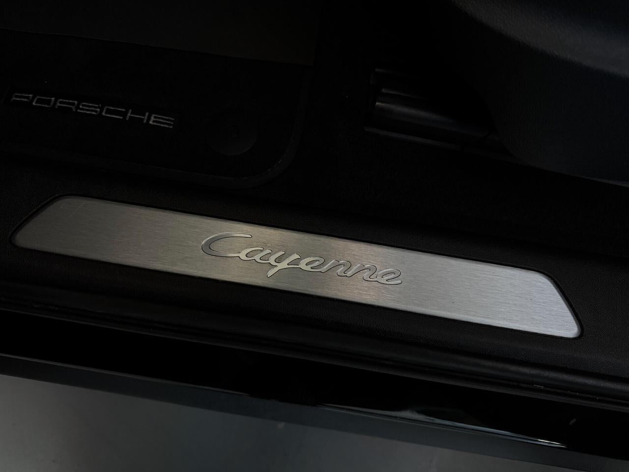 Porsche Cayenne coupè E-Hybrid 3.0cc 340cv Tetto panoramico Iva Esposta