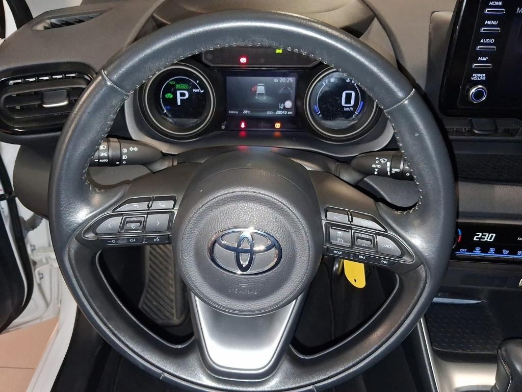 TOYOTA Yaris 4ª serie - Yaris 1.5 Hybrid 5 porte Trend