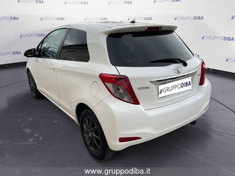 Toyota Yaris III 2011 Benzina 3p 1.0 Lounge