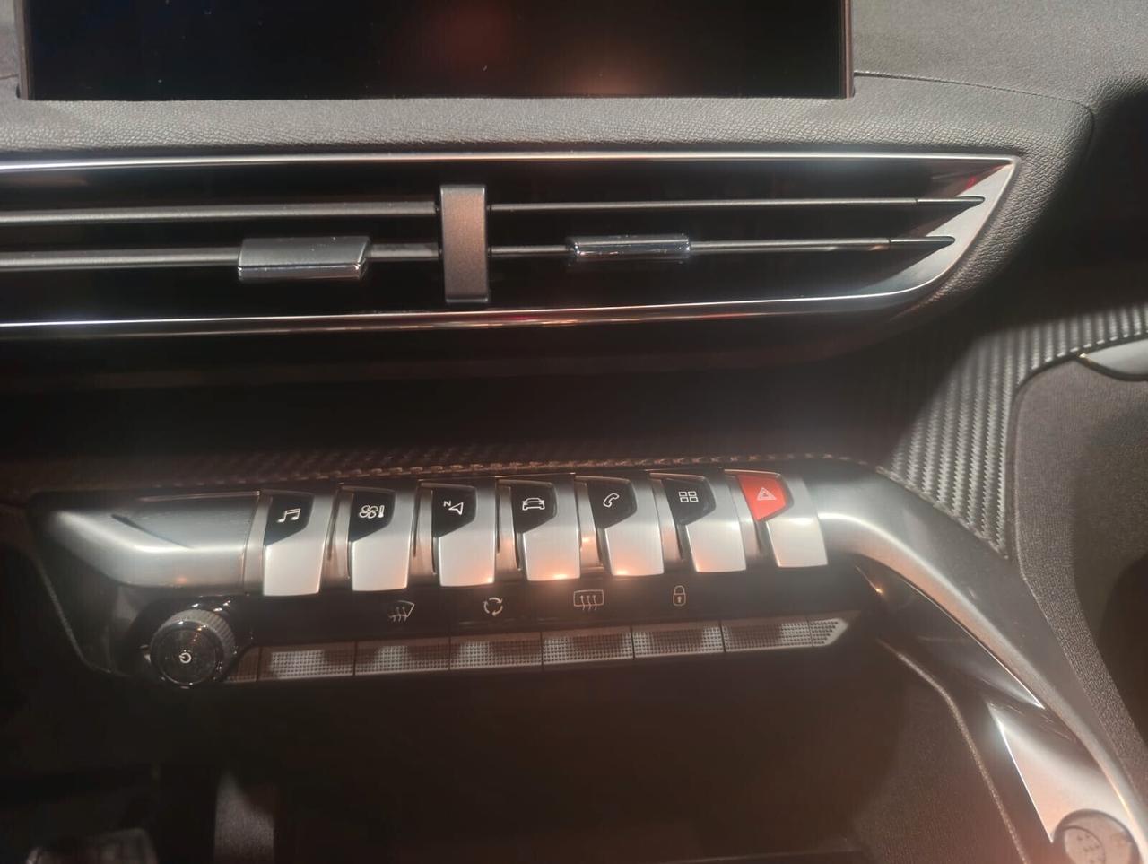 Peugeot 3008 del 2018 EURO 6 B cambio automatico