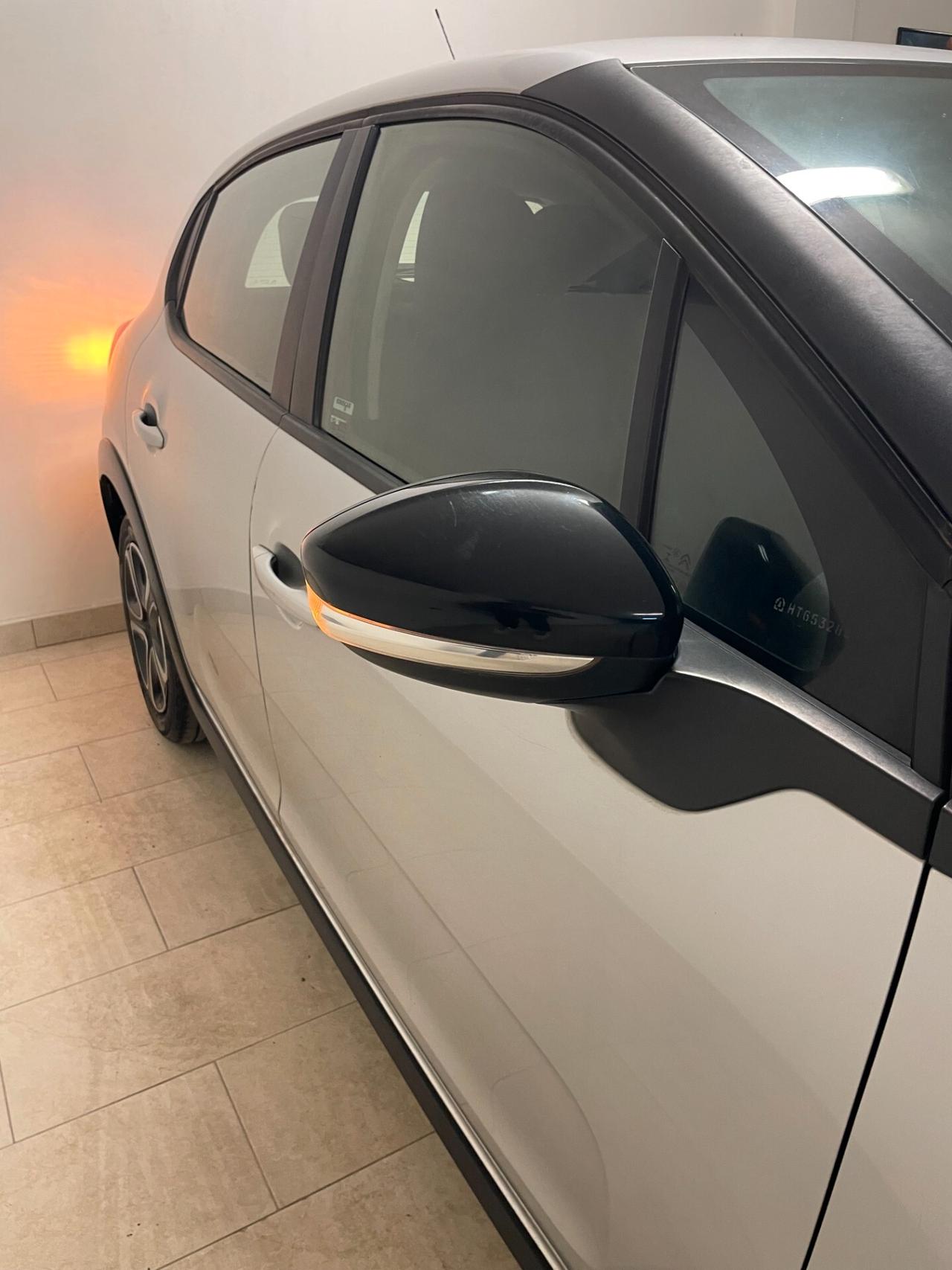 Citroen C31.2 82 CV PureTech Shine Full Cinghia+tagliando Neopatentati