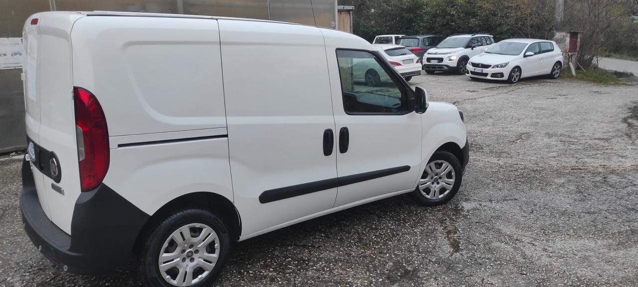 Fiat Doblò 1.6 mjet 105 CV 3 posti