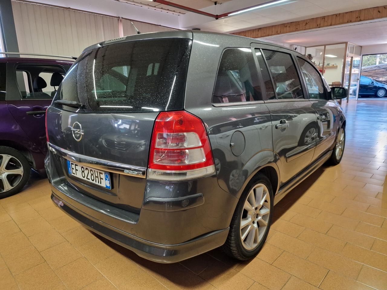 Opel Zafira 1.7 CDTI diesel, 7 posti ok neopatentati.