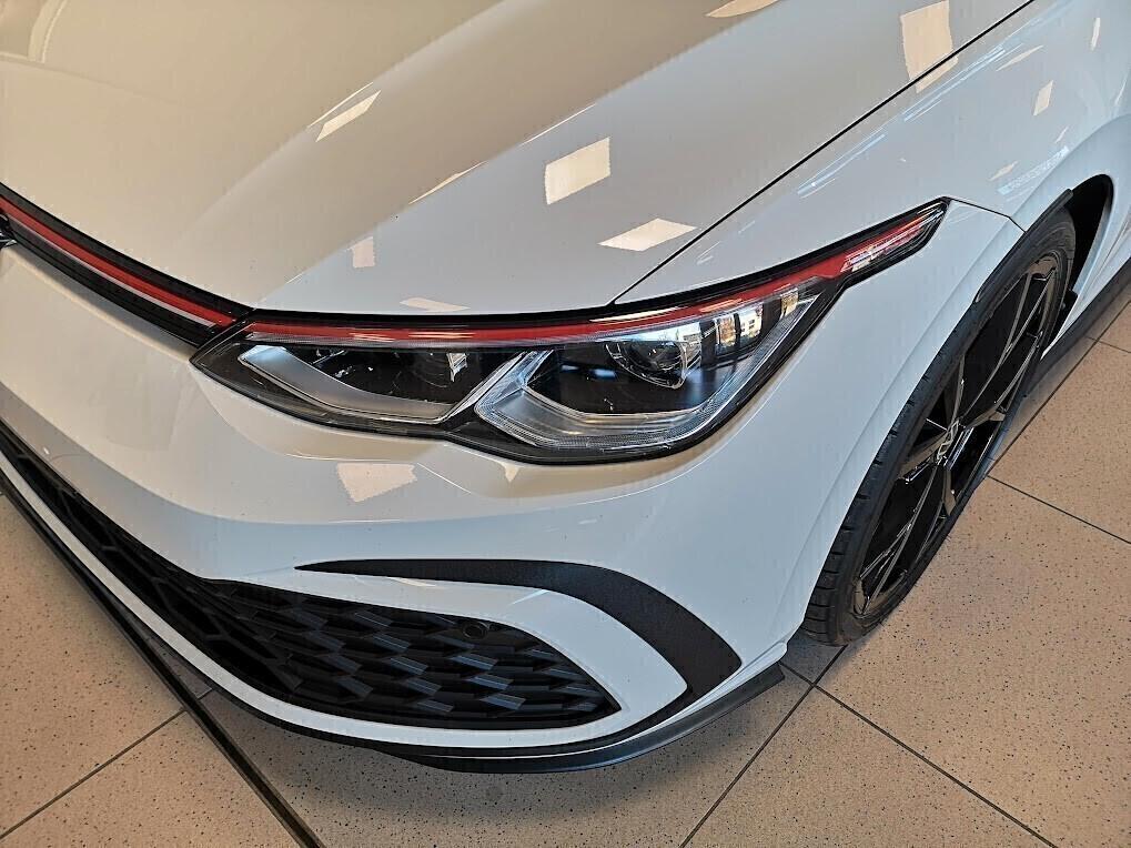 Volkswagen Golf GTI 2.0 TSI DSG