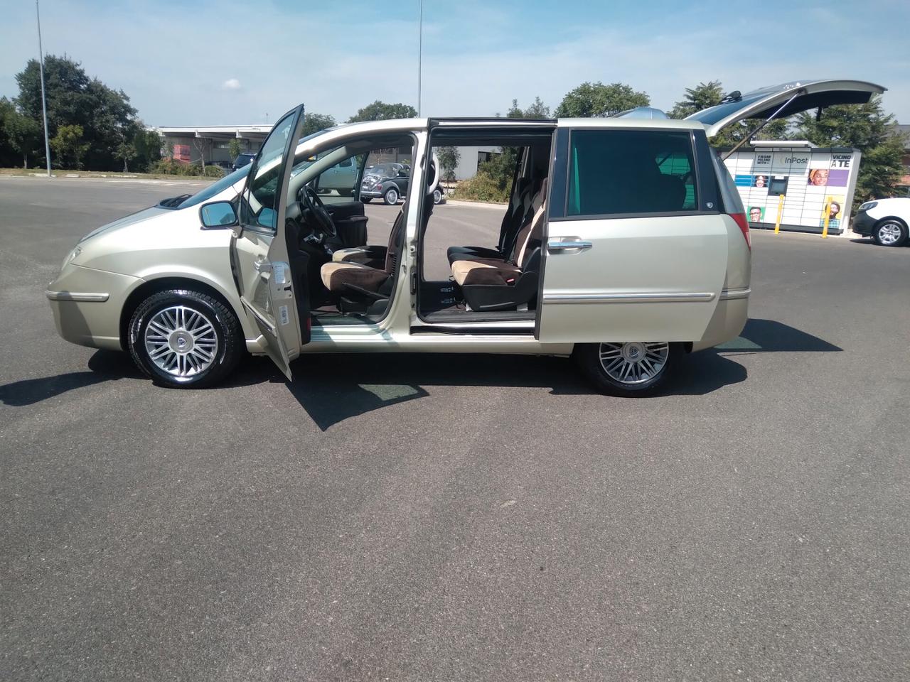 Lancia Phedra 2.0 MJT 136 CV Oro Plus cambio manuale 6marce