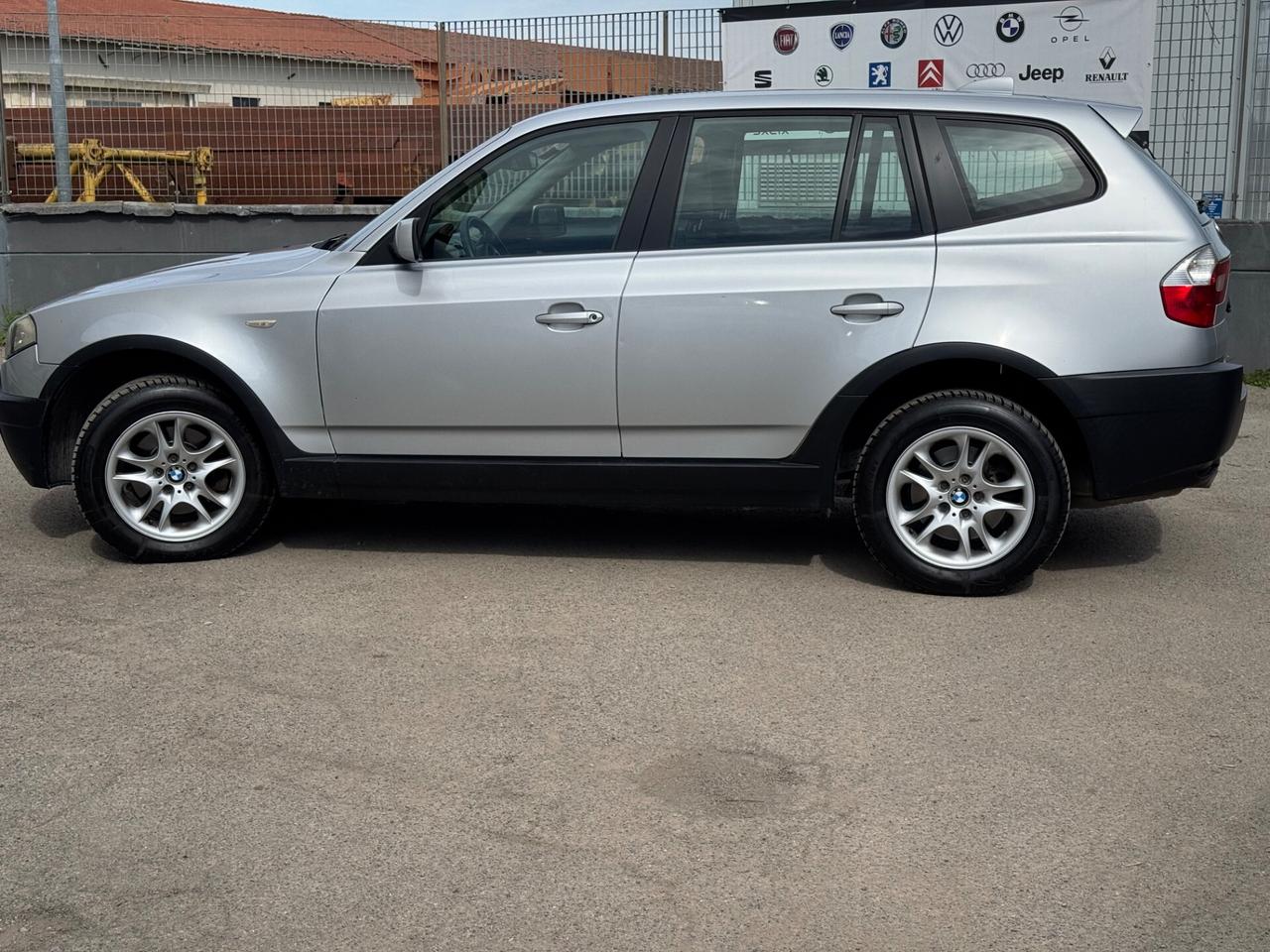 Bmw X3 2.0d cat Futura