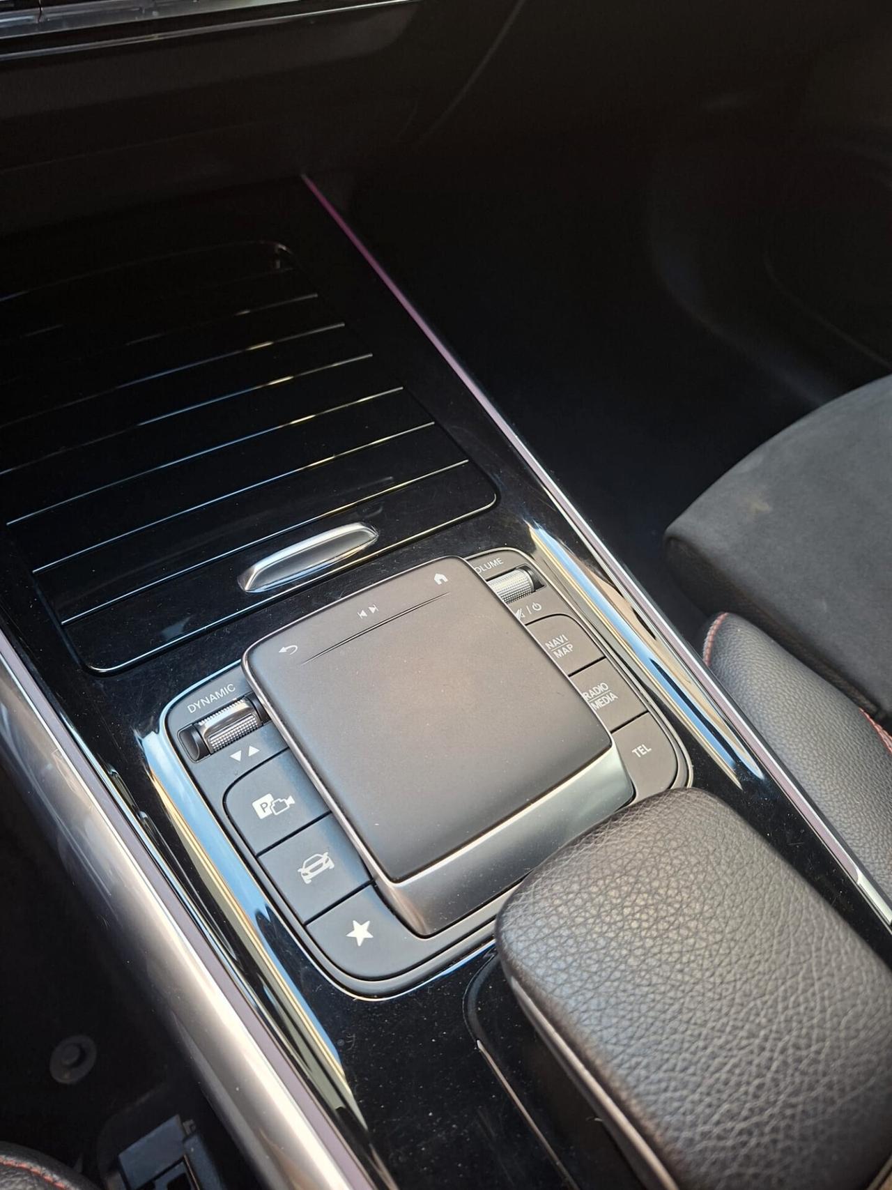 Mercedes-benz GLA 200 d Automatic AMG Line Premium